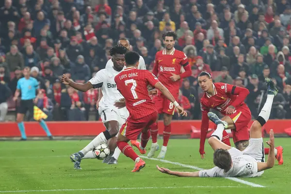 Dự đoán tỷ số Milan vs Monza